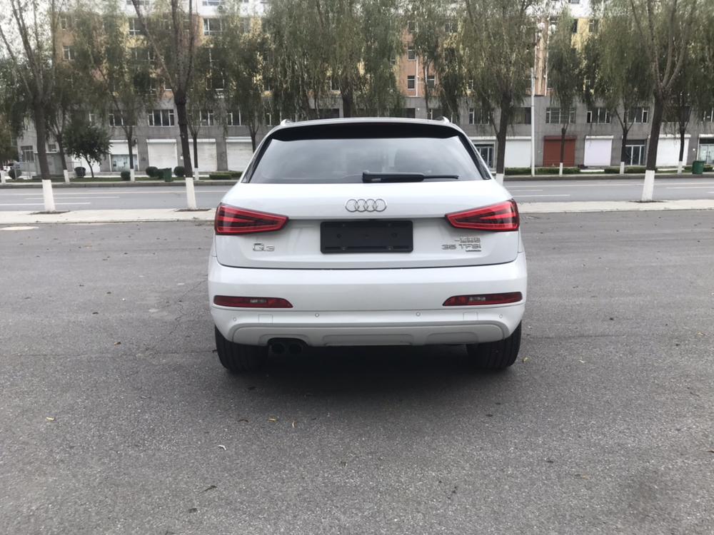 奥迪q32.0t四驱豪华 [上牌时间〕2014年 [行驶里程