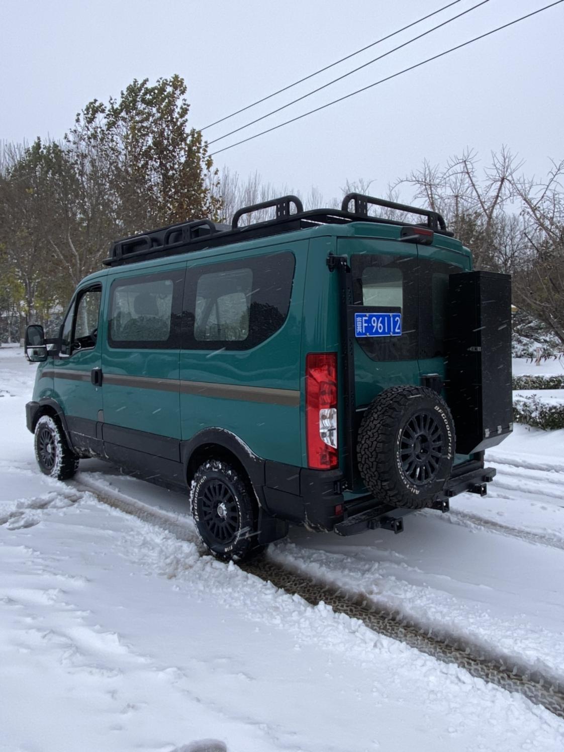 四驱依维柯_依维柯欧胜车友圈_依维柯711_懂车帝