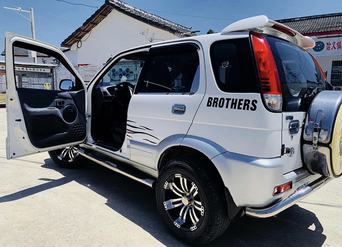 手动两驱丰田特锐