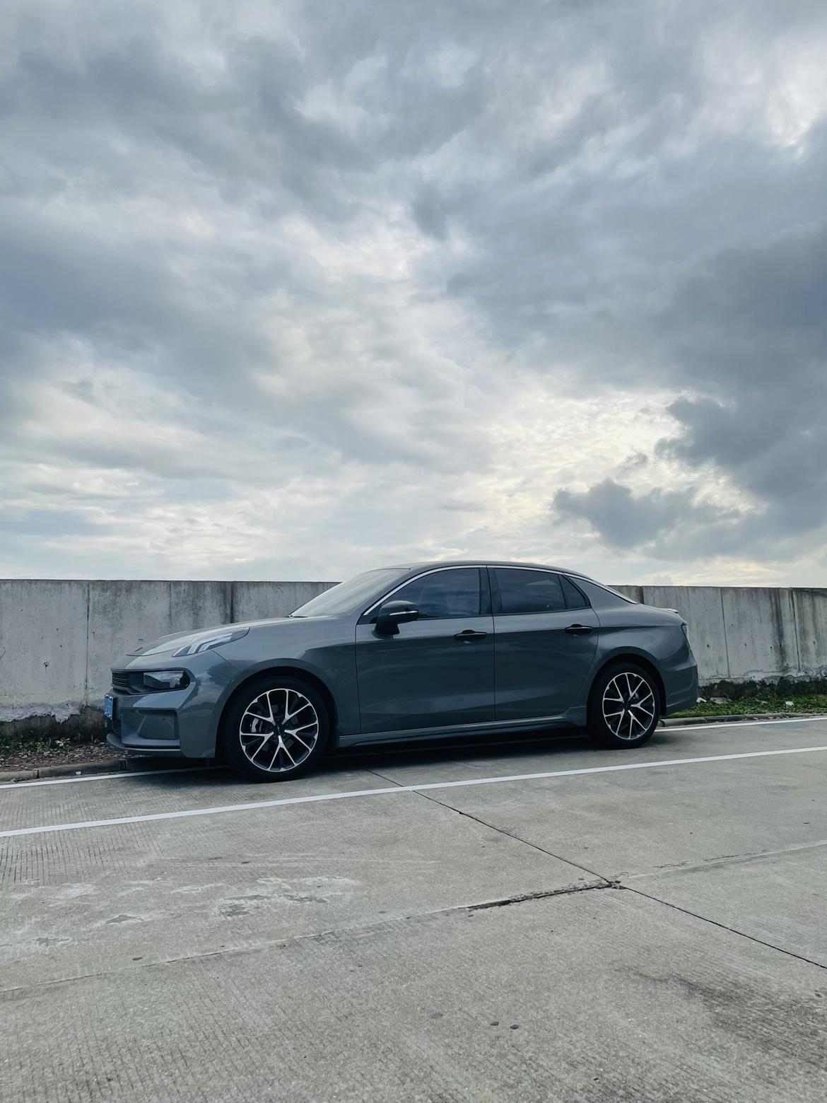 灰色贴哑光灰蛮好_领克03车友圈_wvicwong_懂车帝