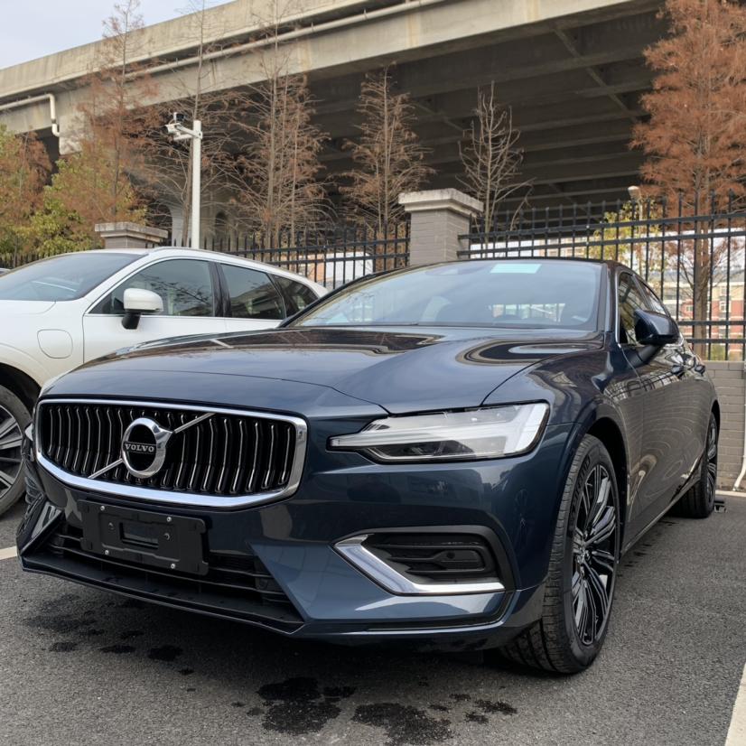 volvos60智远牛仔蓝