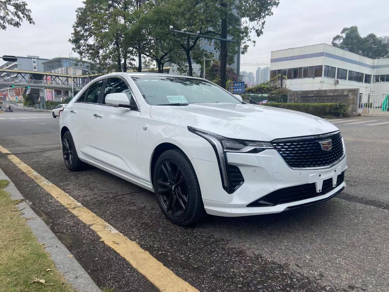凯迪拉克ct428t豪华版