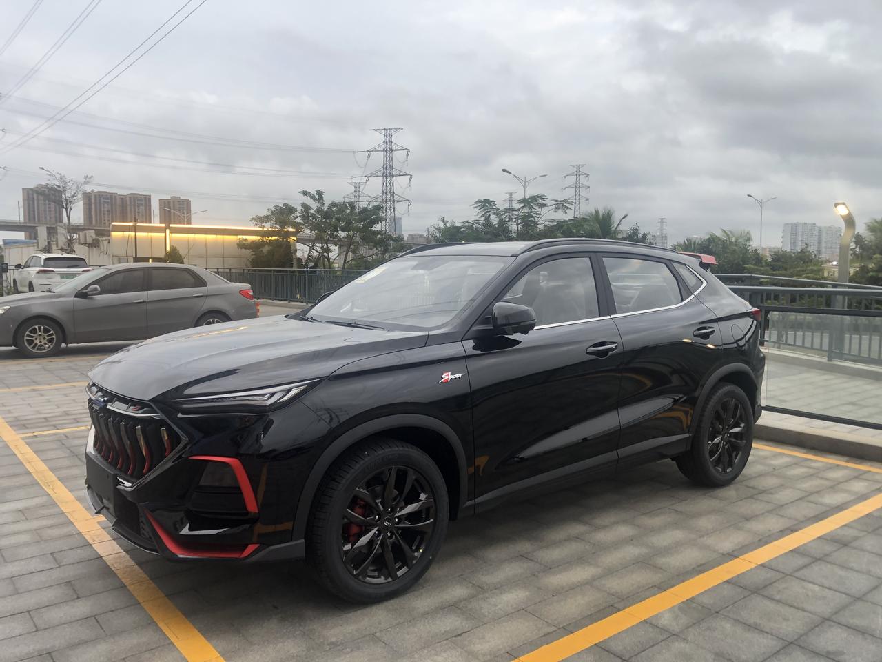 欧尚x5虎啸版实车终于到来啦_长安欧尚x5车友圈_懂车帝