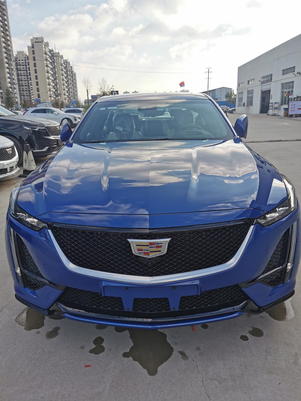 终于提ct5铂金蓝色了_凯迪拉克ct5车友圈_懂车帝