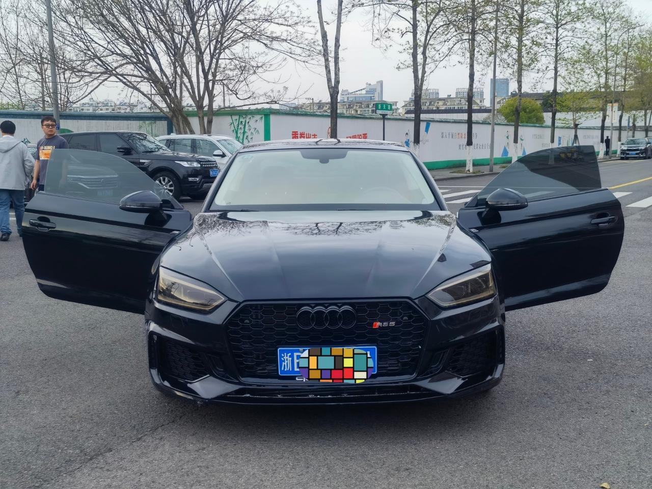 18年奥迪a5黑武士7w