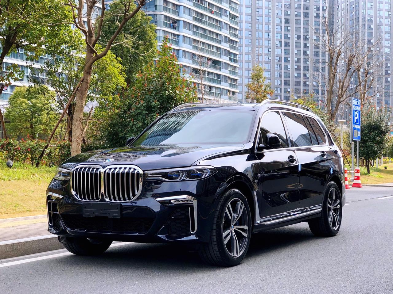 21款宝马x7