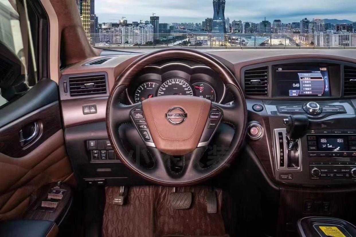 日产贵士航空座椅内饰升级