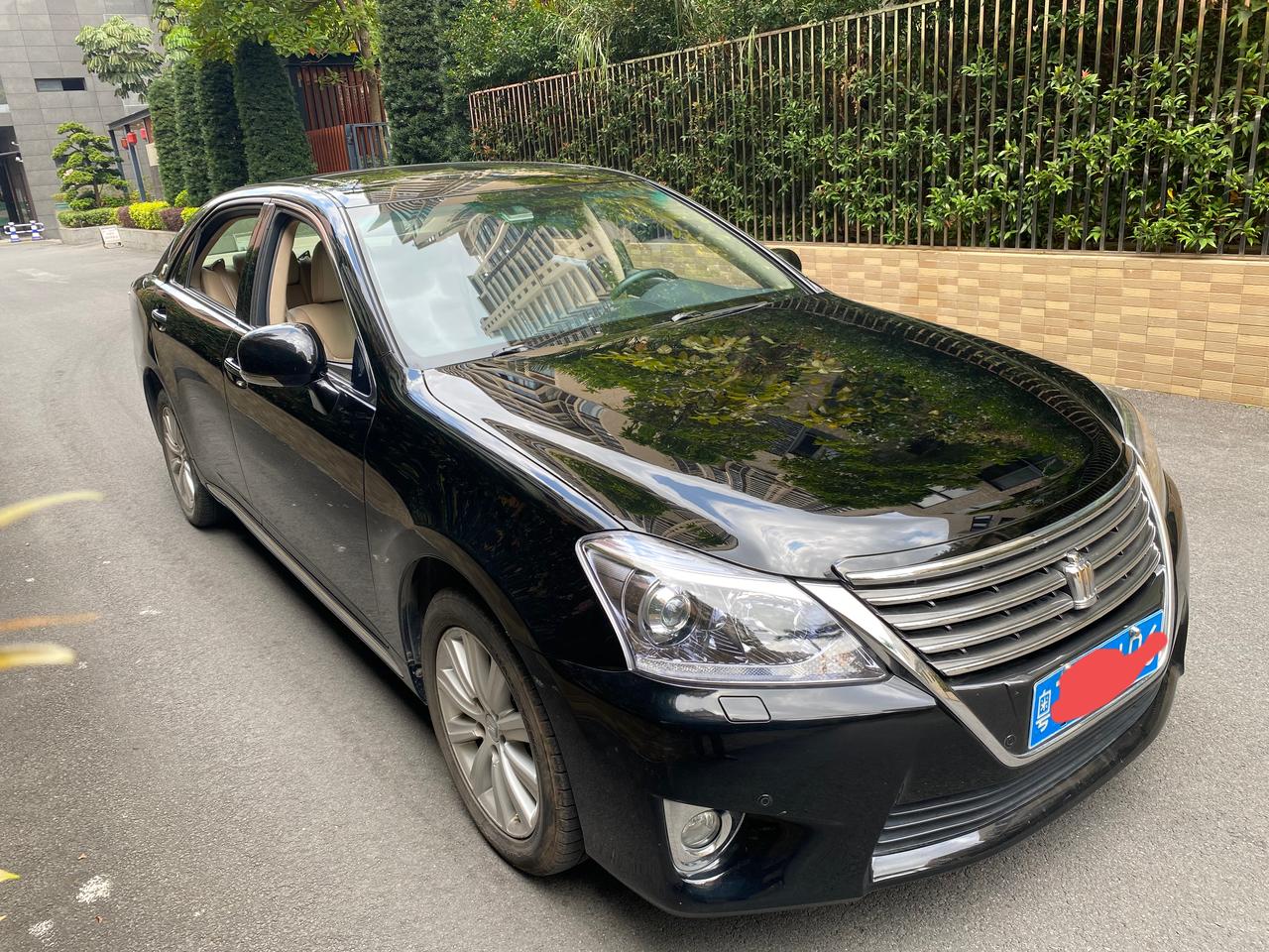 135代丰田皇冠寻主