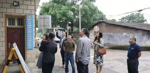 你奋力冲刺 “我”为你护航（一）|湘潭市三中组织考点全面大检查
