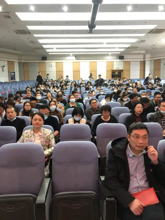 湘潭市二中党委组织党员参加全市党史学习教育活动