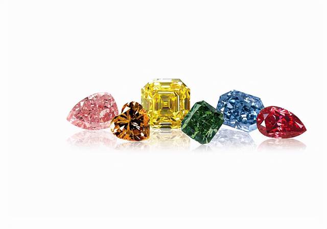 哪种钻石颜色最值钱