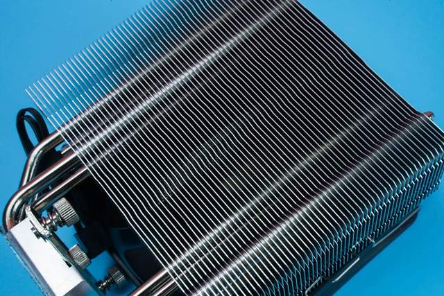 风冷未必不如水冷，超频3东海K4000表示：11代也拿捏