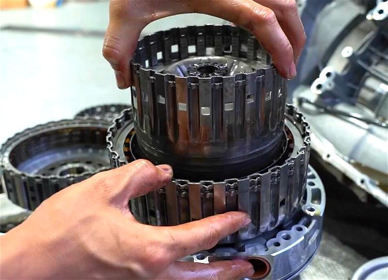 低调奢华的大众辉腾变速箱也坏了,变速箱不保养能行?1.大众车