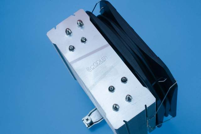 风冷未必不如水冷，超频3东海K4000表示：11代也拿捏