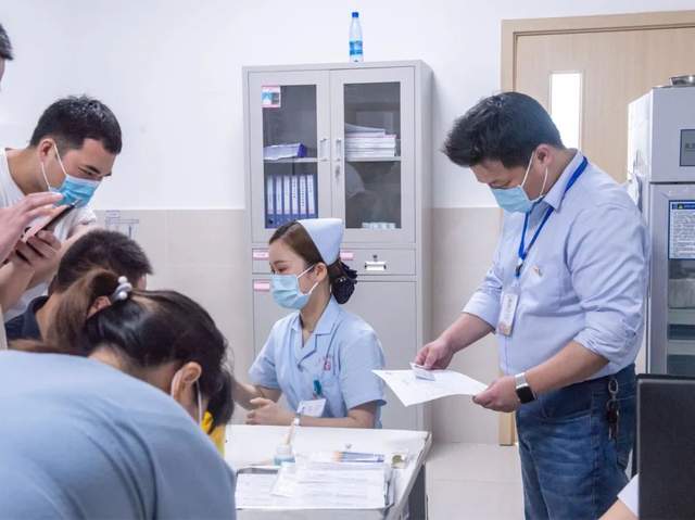 我为群众办实事｜湘潭县妇幼保健院积极开展疫苗接种志愿服务