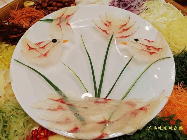 滨都美食广场五周年厨神大赛，20个菜品参赛，大咖网红试菜评分