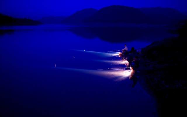 夜钓工具也会淘汰？高手却已悄悄换上高科技头灯