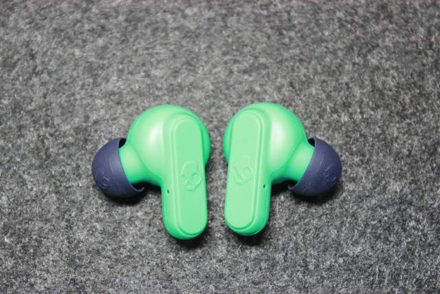 要音质更要个性，骷髅头Skullcandy Dime迷你豆满足你的不一样