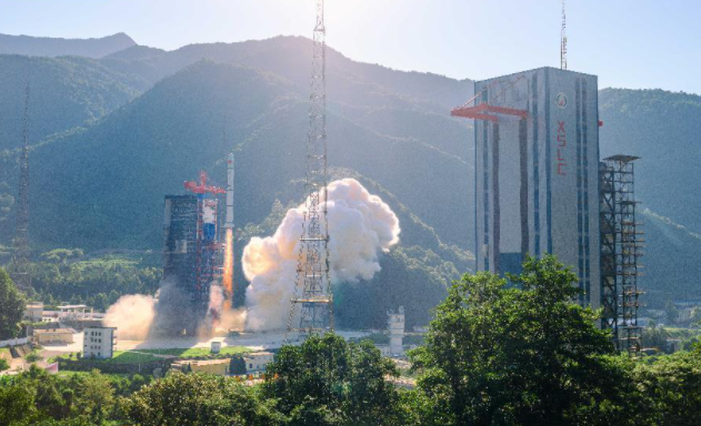 晚报|外交部称中美打贸易战只会双输 中国女排出征