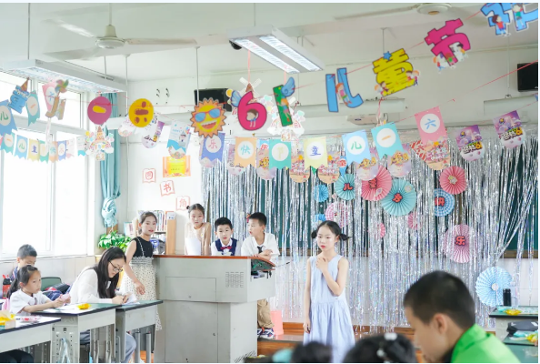 “幸福绽放 梦想飞扬”庆“六一”活动系列报道（三）