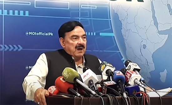 晚报|外交部称中美打贸易战只会双输 中国女排出征