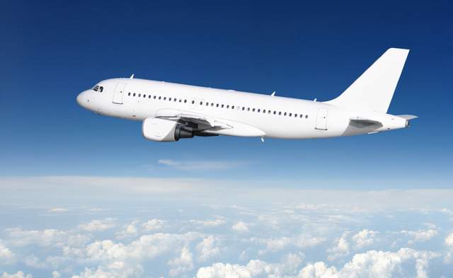 晚报|神舟十二号安全出舱、福建莆田鞋业遭重创