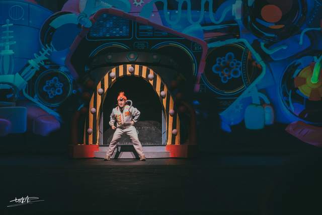 魔都遛娃宝藏地，上海宋城亲子游详细攻略，来一场侏罗纪穿越