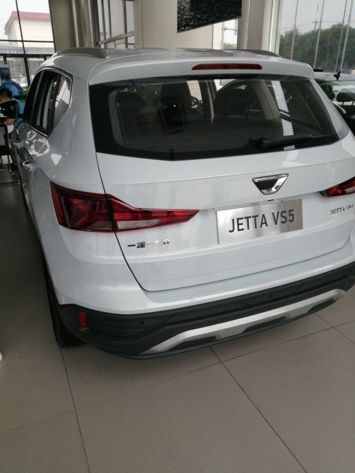 听说只要是媳妇都喜欢捷达vs5的白色