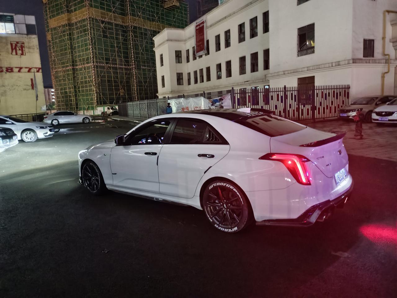 90后车主凯迪拉克ct4改装分享