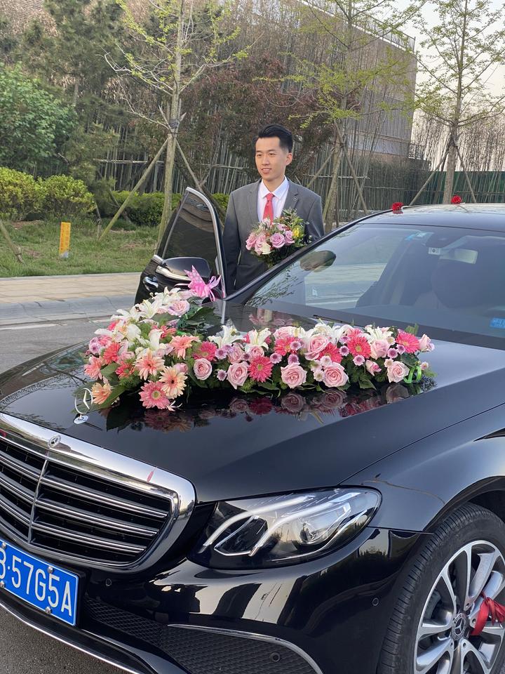 今天替小舅子出个婚车谈谈奔驰e