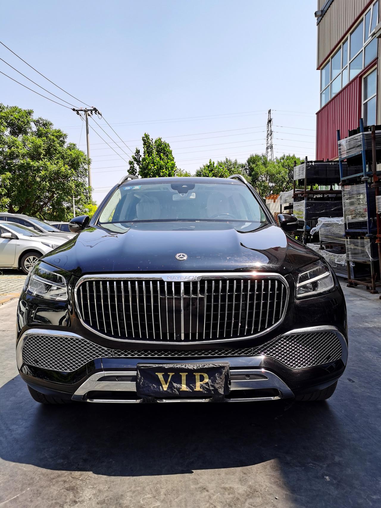 奔驰gls450改装迈巴赫