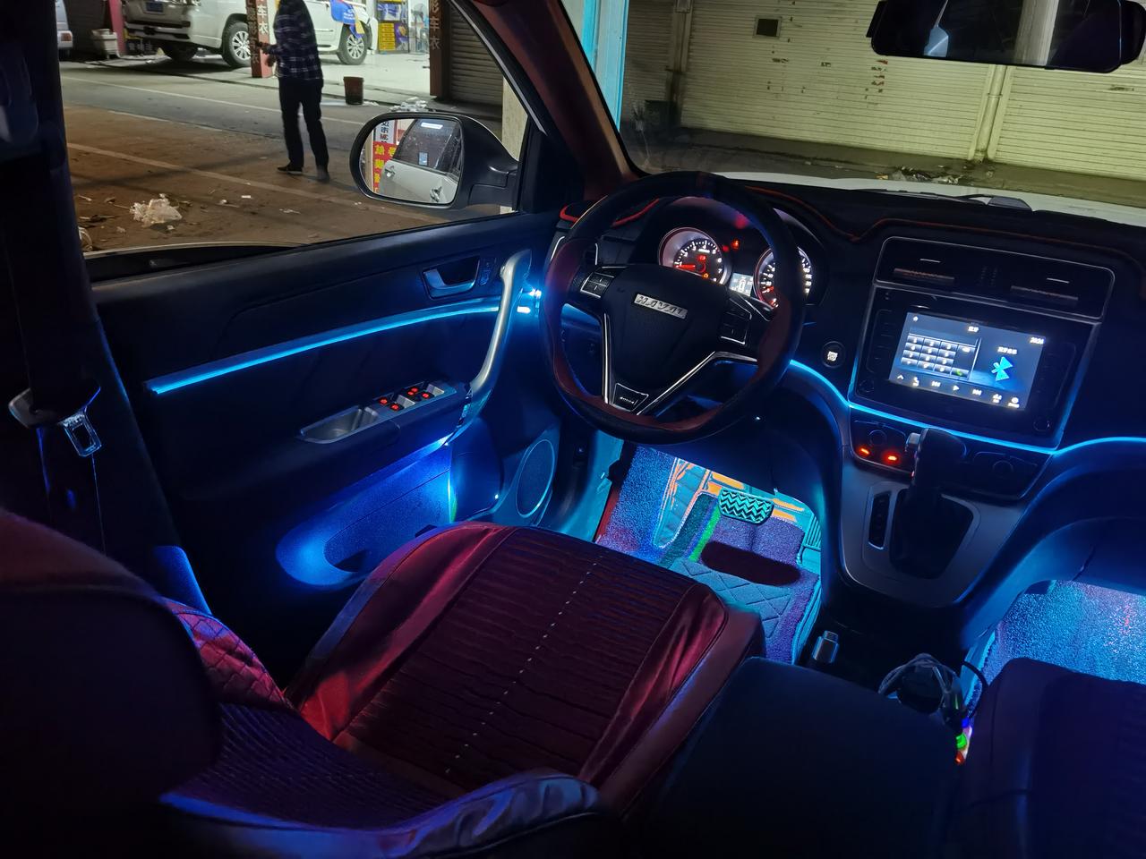 长城m6安装一套氛围灯真好看