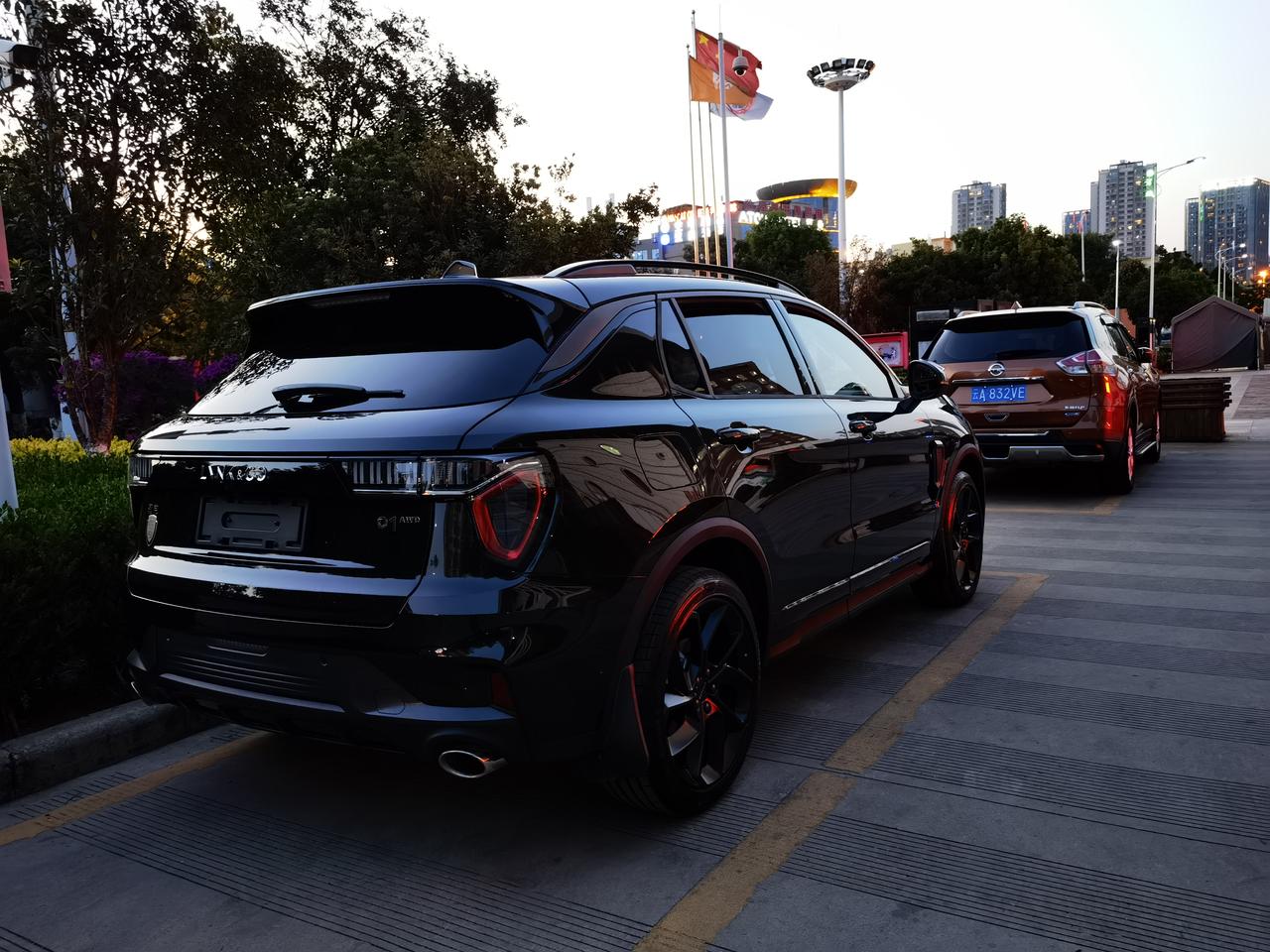 领克01暗夜版这才是暗夜静谧如夜