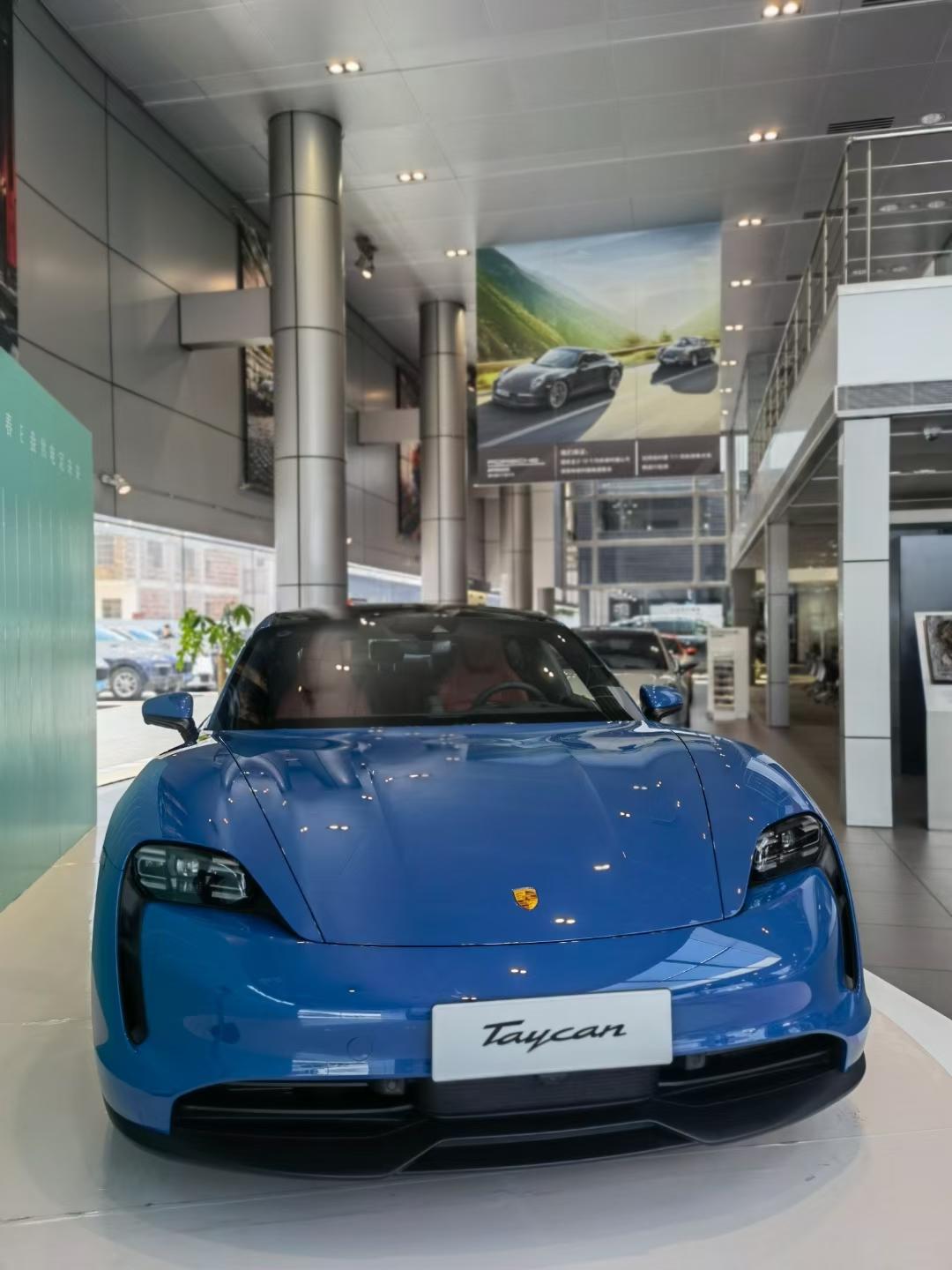 海王星蓝taycan