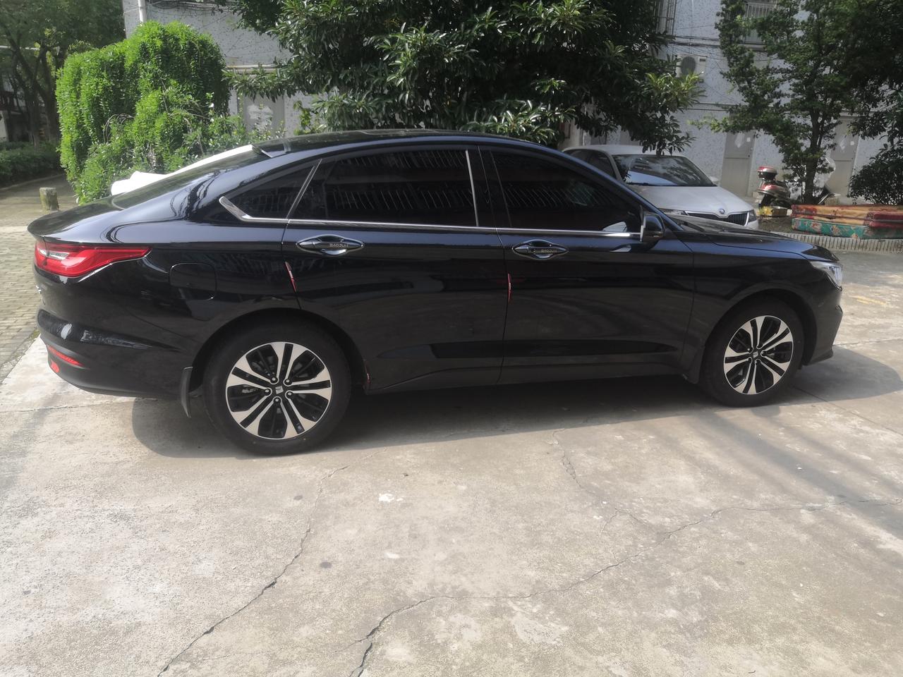 新宝骏rc-6 2019款 购车2个月 口碑评价:车子前脸不