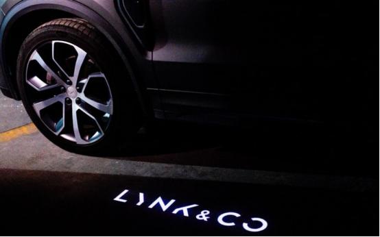 太喜欢领克05的迎宾灯了,好想改它的内容,有经验的车友分享下