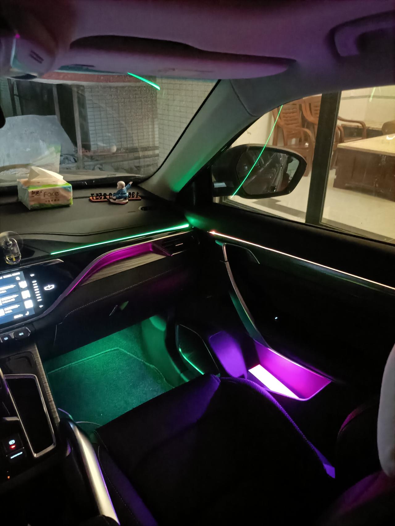 博越pro智慧氛围灯效果