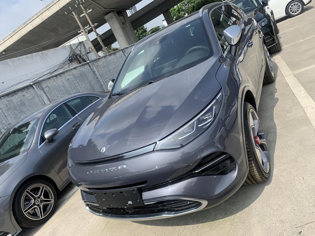 坐标苏州腾势x插电式混动