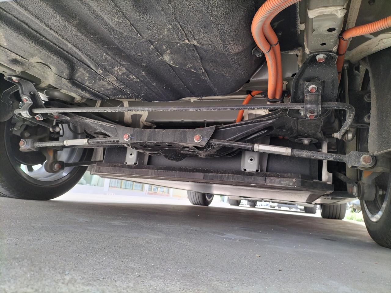 秦plusev600底盘欣赏