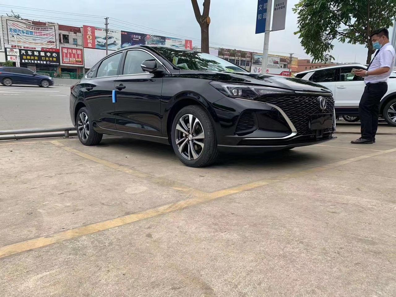 逸动plus黑色一台 难能可贵的颜色先到先得_逸动车友圈_懂车帝