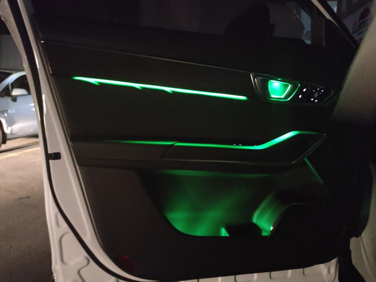 奔腾t99国内最强氛围灯改装