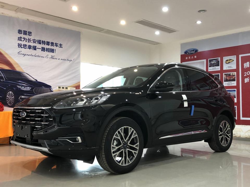 今天提了黑色锐际