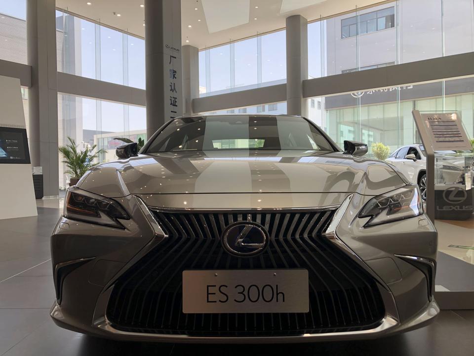 es300h!尊享真的好看_雷克萨斯es车友圈_懂车帝