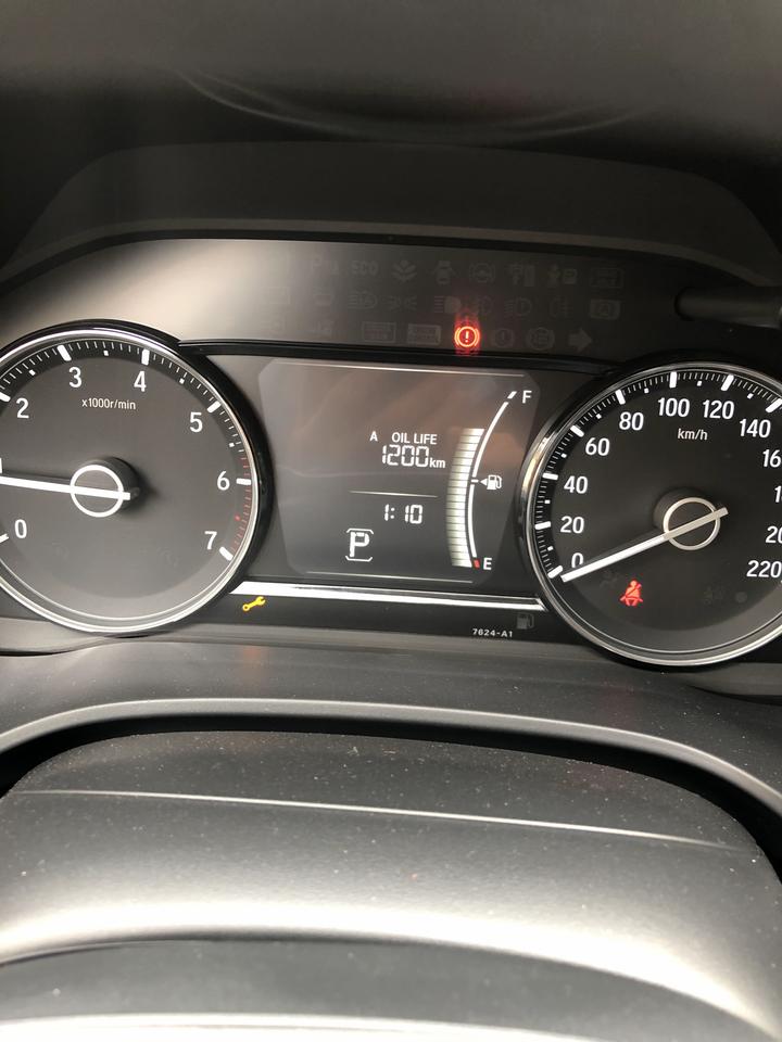 这个黄色扳手是什么意思啊3500公里就有了