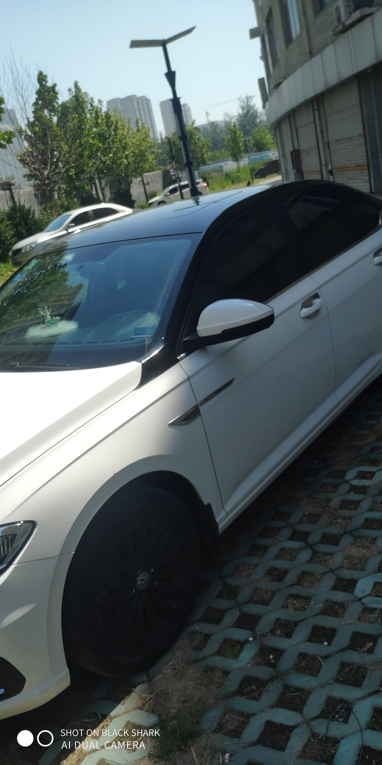 93年的暖男一枚,朗逸plus是人生中的第二辆车了,第一辆是