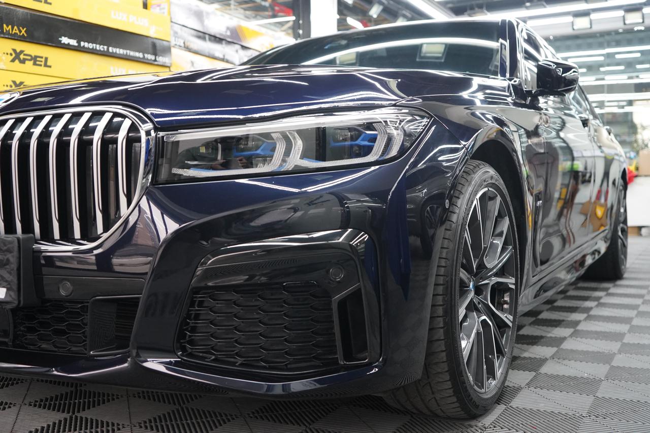 今日份交车 宝马740li 原车漆:帝王蓝 全车装贴xpel