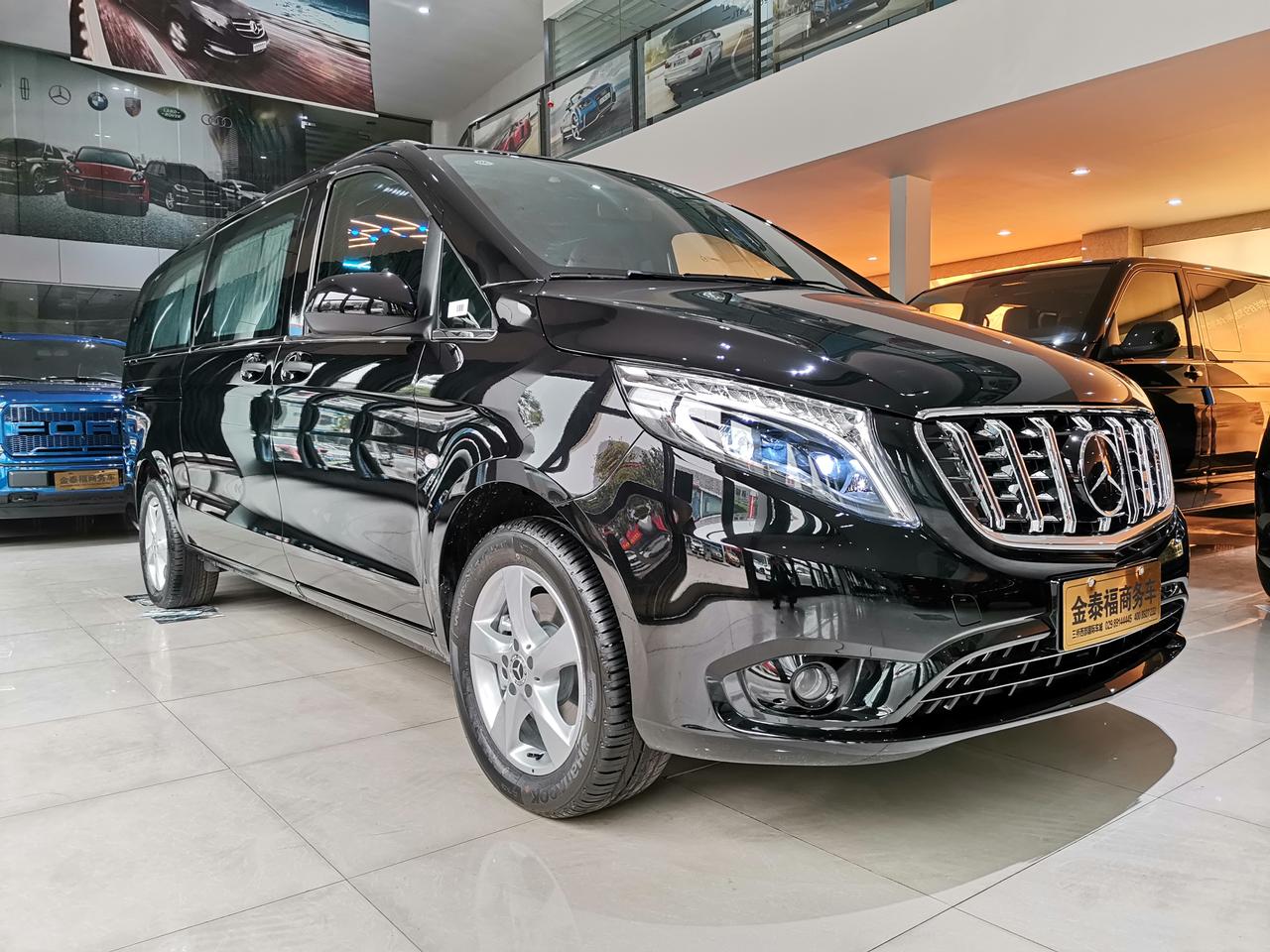 今天我们来说说vito那些事vito作为奔驰入门级商务车型配置相对来说