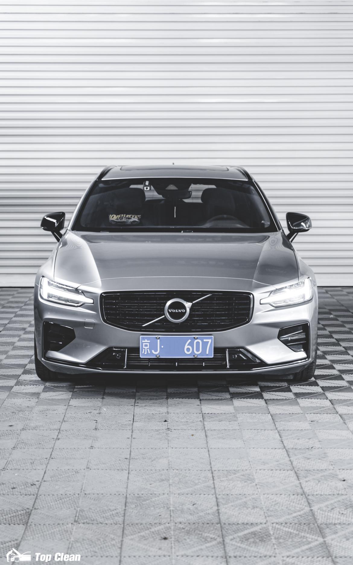 沃尔沃v60上身axgt银