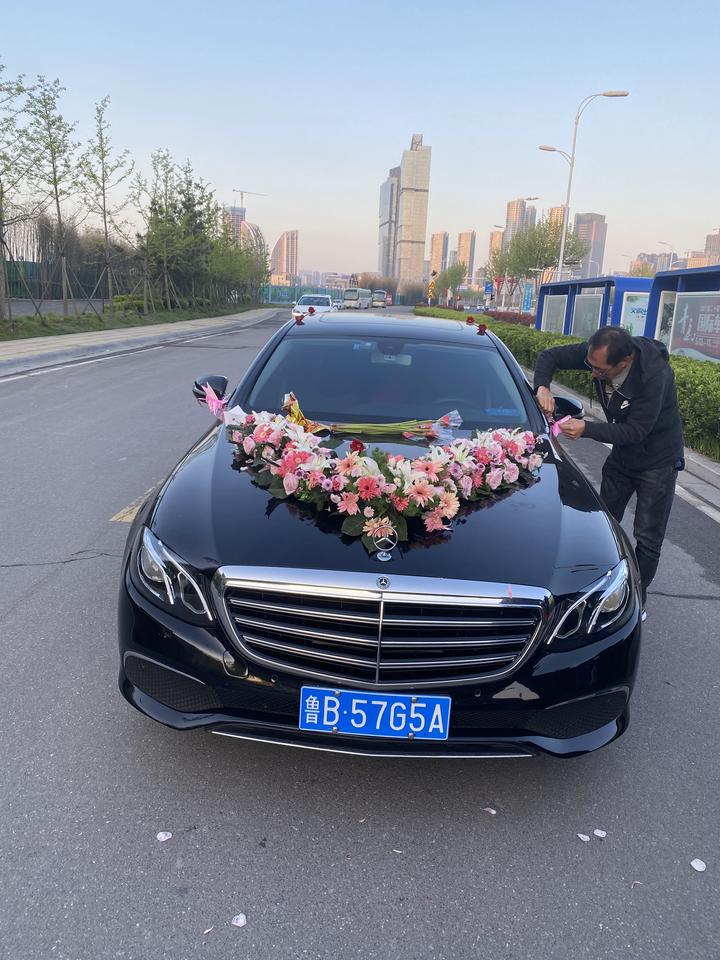 今天替小舅子出个婚车谈谈奔驰e