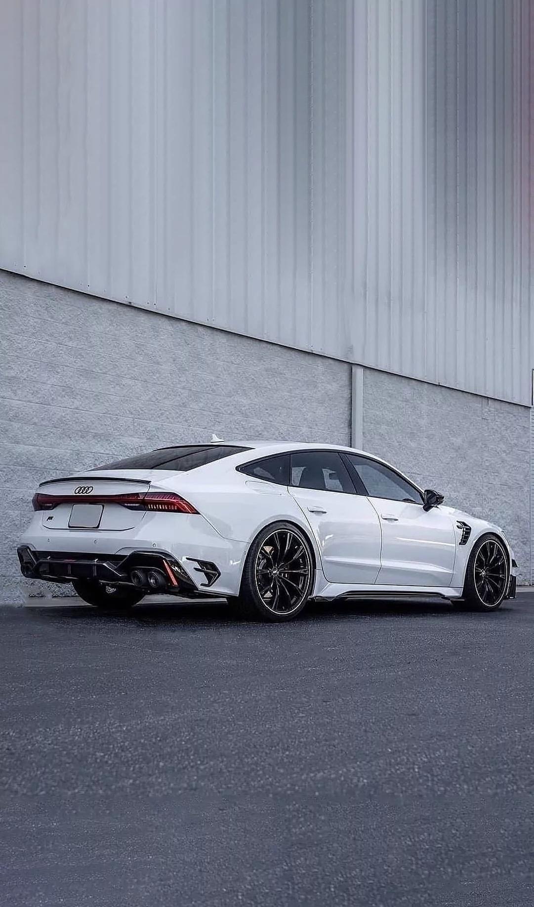 奥迪rs7西装暴徒我我非常喜欢的车看见他的灯我就爱上了他